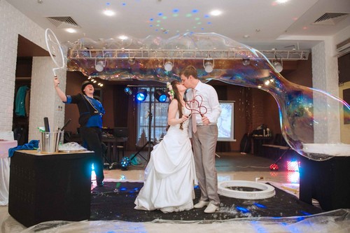Шоу мыльных пузырей на свадьбу